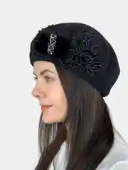 Берет женский