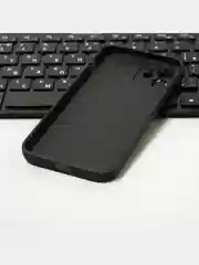 Красный чехол для iPhone 12 силиконовый с покрытием Soft Touch