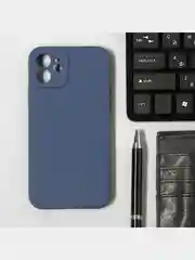 Красный чехол для iPhone 12 силиконовый с покрытием Soft Touch