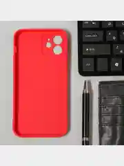Красный чехол для iPhone 12 силиконовый с покрытием Soft Touch