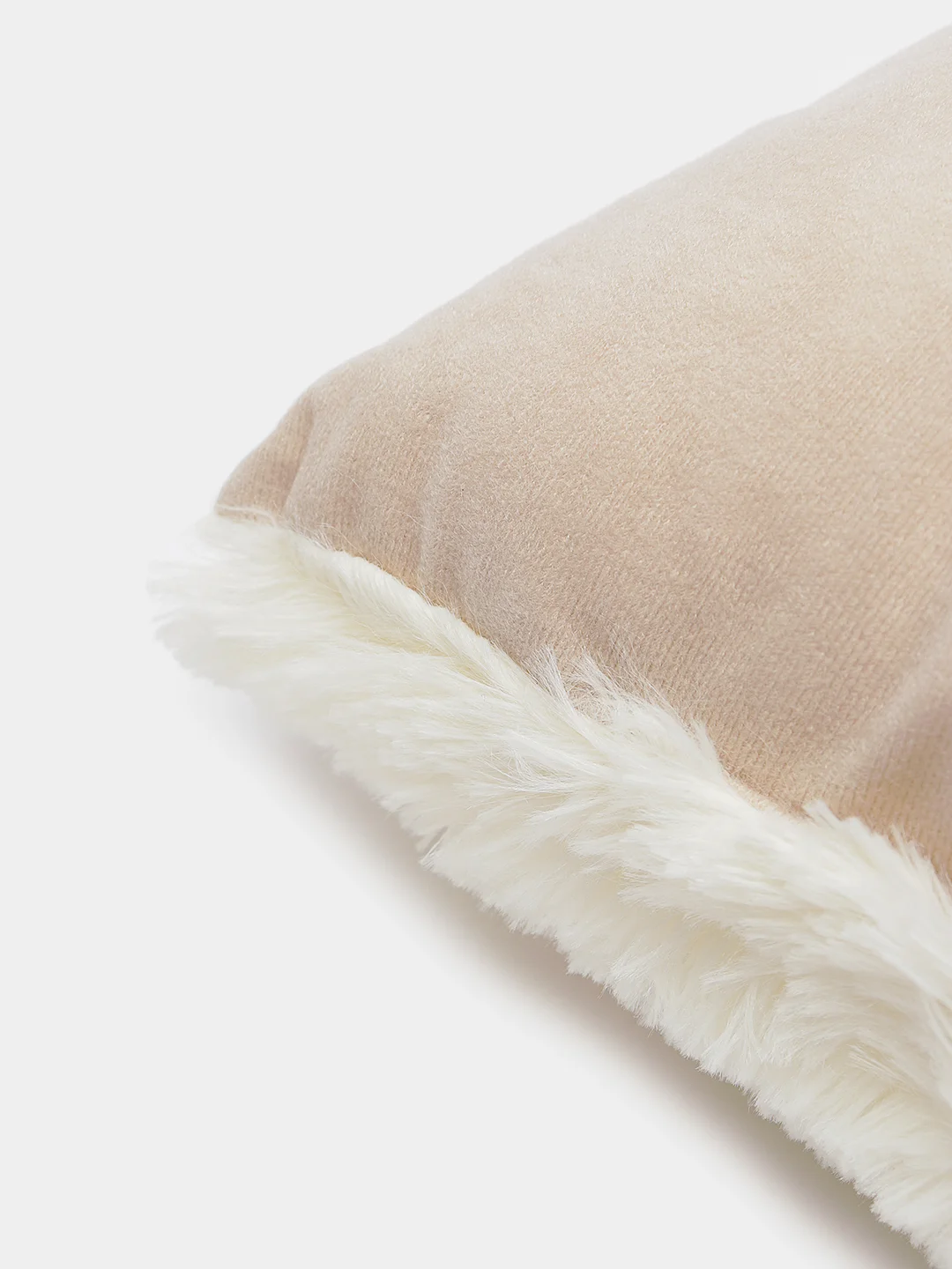 Карамельный подушка декоративная МАТЕХ "PLUSH", 35 х 35 х 15 см, 18 цветов