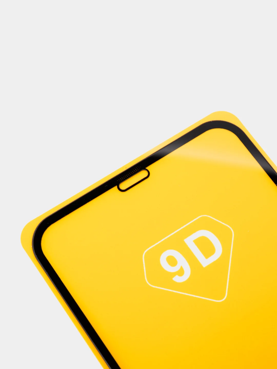Защитное стекло 9D для iPhone XR / 11 с черной рамкой