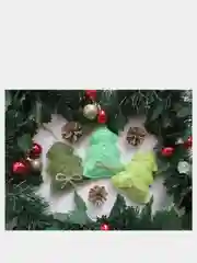 Белый ёлочки