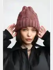 Шапка вязаная с отворотом