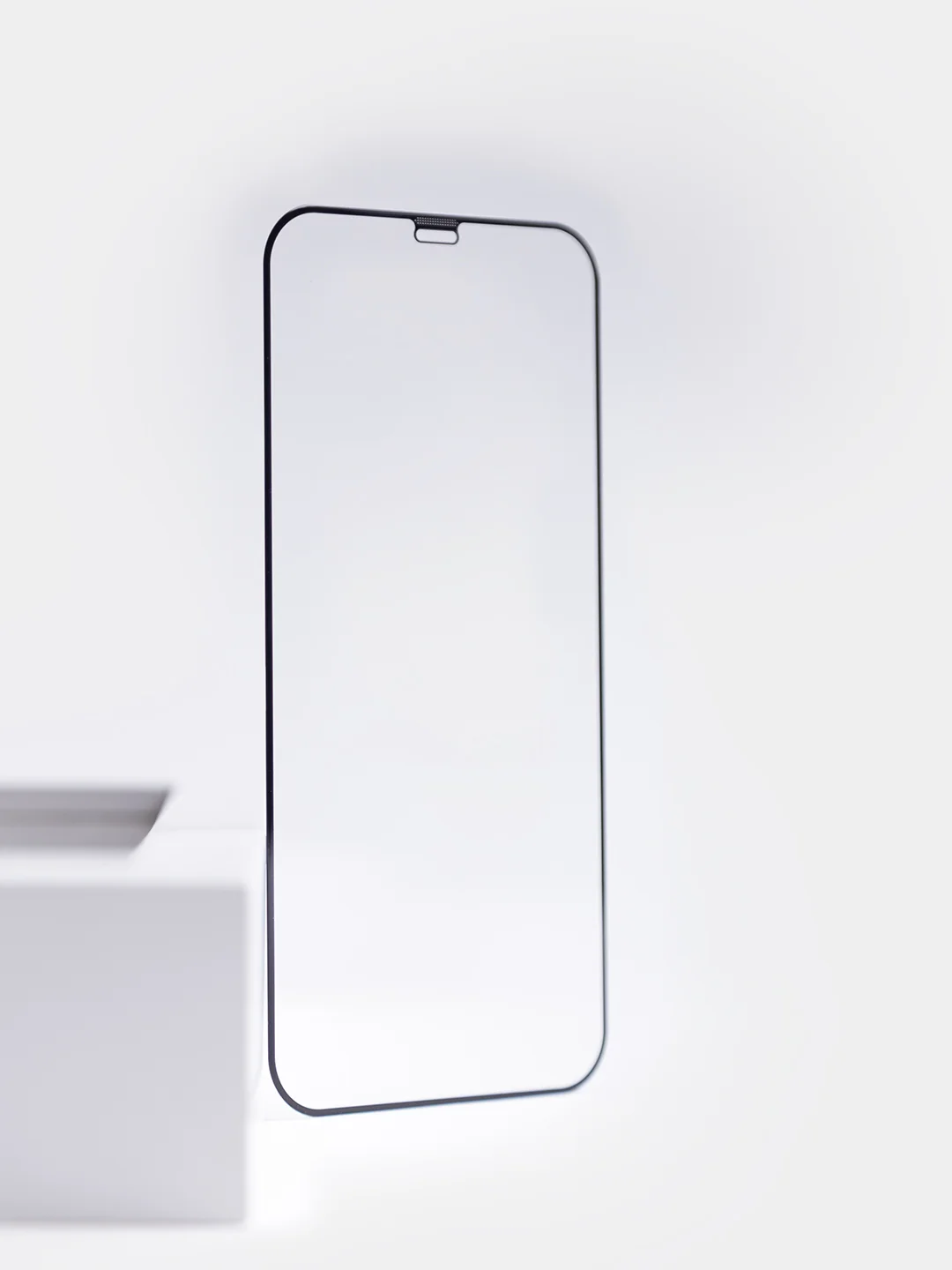 Защитное стекло на iPhone 12 / iPhone 12 pro