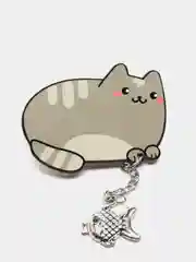 Бежевый стильный деревянный значок/Брошь/Коты/ Лисы/ Единорог/ Енот/ Сова/ Тигр/ Медведь
