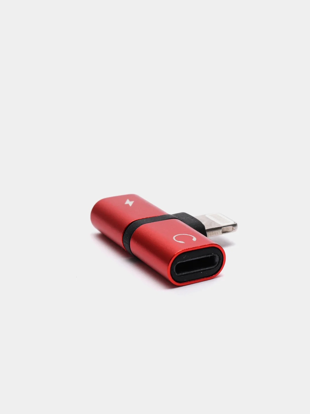 Красный переходник адаптер для наушников Lightning и зарядки Lightning на iPhone