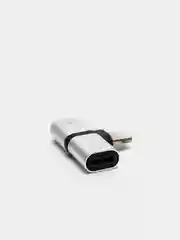 Серебряный переходник адаптер для наушников Lightning и зарядки Lightning на iPhone