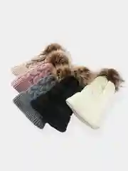 Бежевый детская шапка