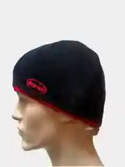 Черный шапка спортивная