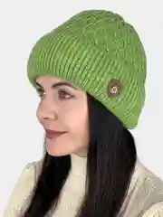 Шапка женская с отворотом