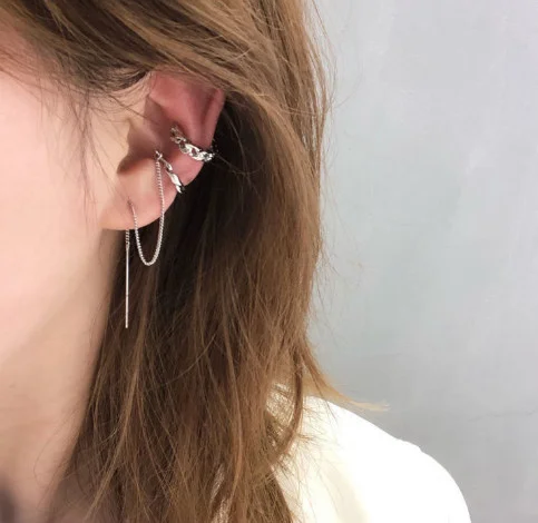 Серебряный серьга -цепочка  в одно ухо с зажимом + клипса-кольцо.Серьга -каффа