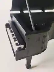 Черный шкатулка "Рояль"