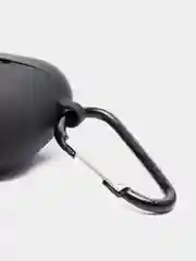 Черный силиконовый чехол для наушников Airpods (Аирподс) 1, 2, 3, Pro, с карабином-держателем