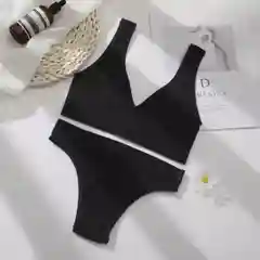 Комплект нижнего белья