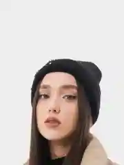 Черный шапка вязаная, с утеплителем