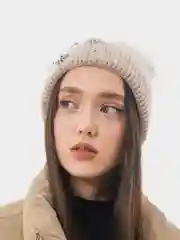 Бежевый меланж шапка вязаная, с утеплителем