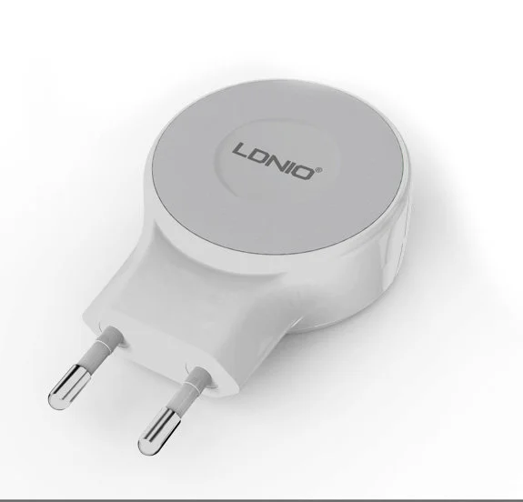 Белый сетевое зарядное устройство LDNIO A2269, 2 USB + кабель Lightning/MicroUSB