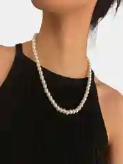 Бусы из искусственного жемчуга