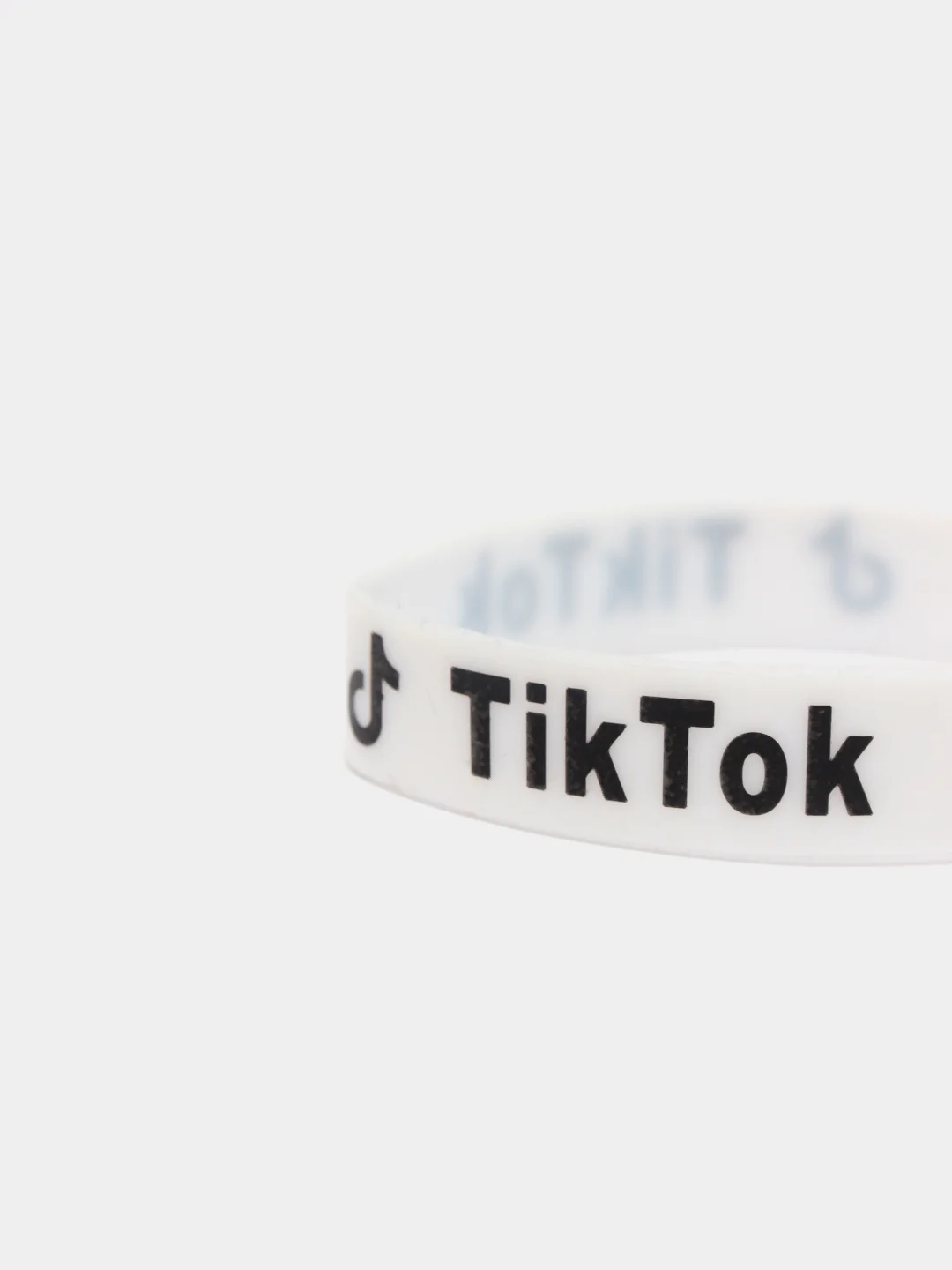 Синий браслет Tik tok силиконовые разные цвета (Tiktok Тикток браслеты )