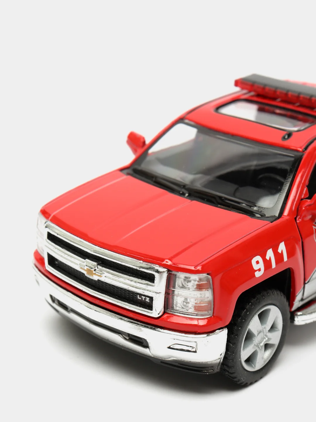 Красный металлическая машинка 2014 Chevrolet Silverado 1:46 Kinsmart KT5381DPR