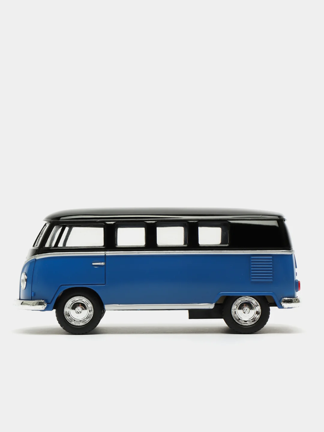 Синий volkswagen Classical Bus 1962 (Black Top) KINSMART KT5376D