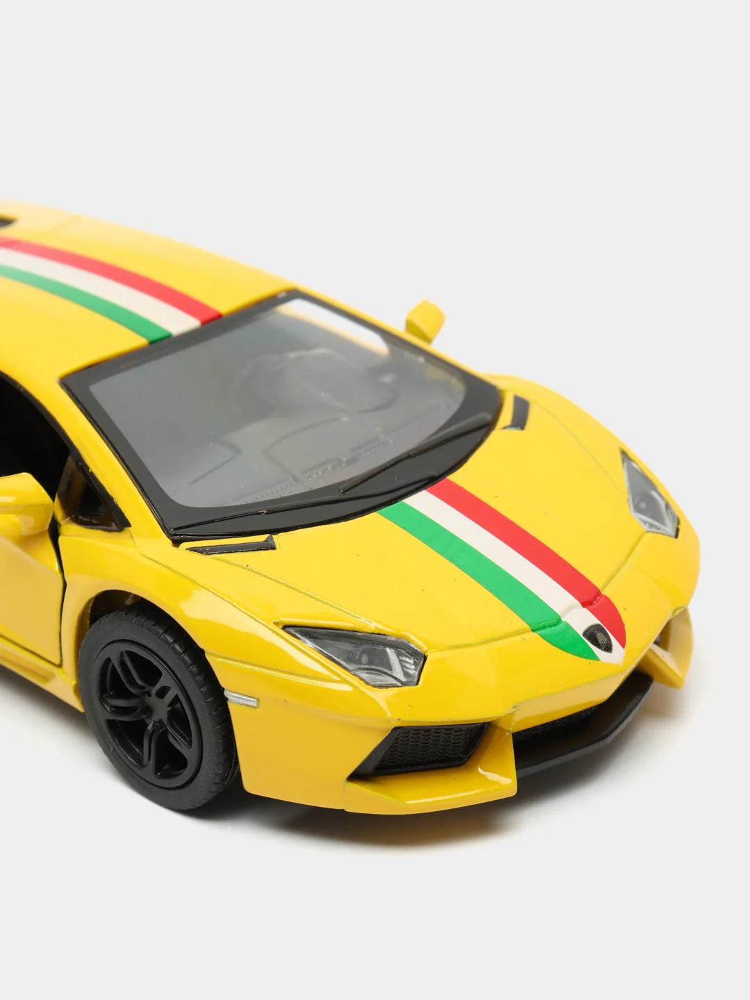 Желтый металлическая машинка 1:36 Lamborghini Aventador LP 700-4 KT5355DF