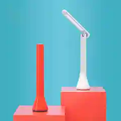 Беспроводная настольная лампа Yeelight Rechargeable Folding Desk Lamp Z1 YLTD11YL красная