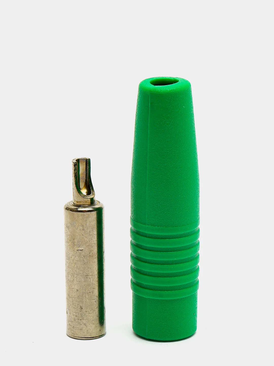 Зеленый гнездо "Банан" Cable jack Z041, 4 mm