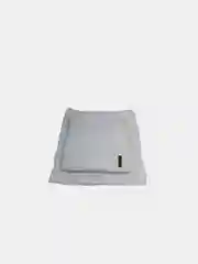 Белый шапка