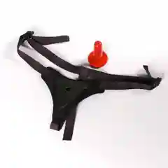 ТРУСИКИ СО ШТЫРЬКОМ ИЗ КОЖИ ЧЕРНЫЕ