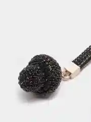 Черный брелок на клатч