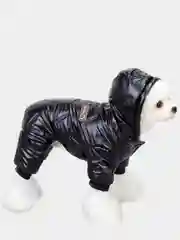 Черный зимний комбинезон для собак с капюшоном