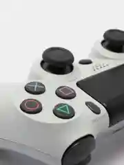 Белый джойстик для PS4