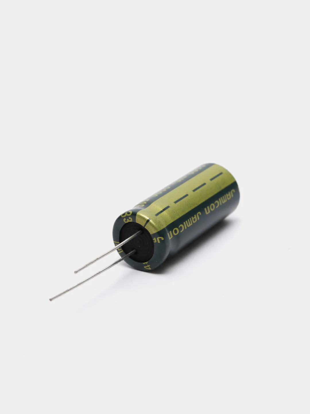 3300мкФ 16в Конденсатор LOW ESR 3300UF 16V 105C 13х26 WL JAMICON