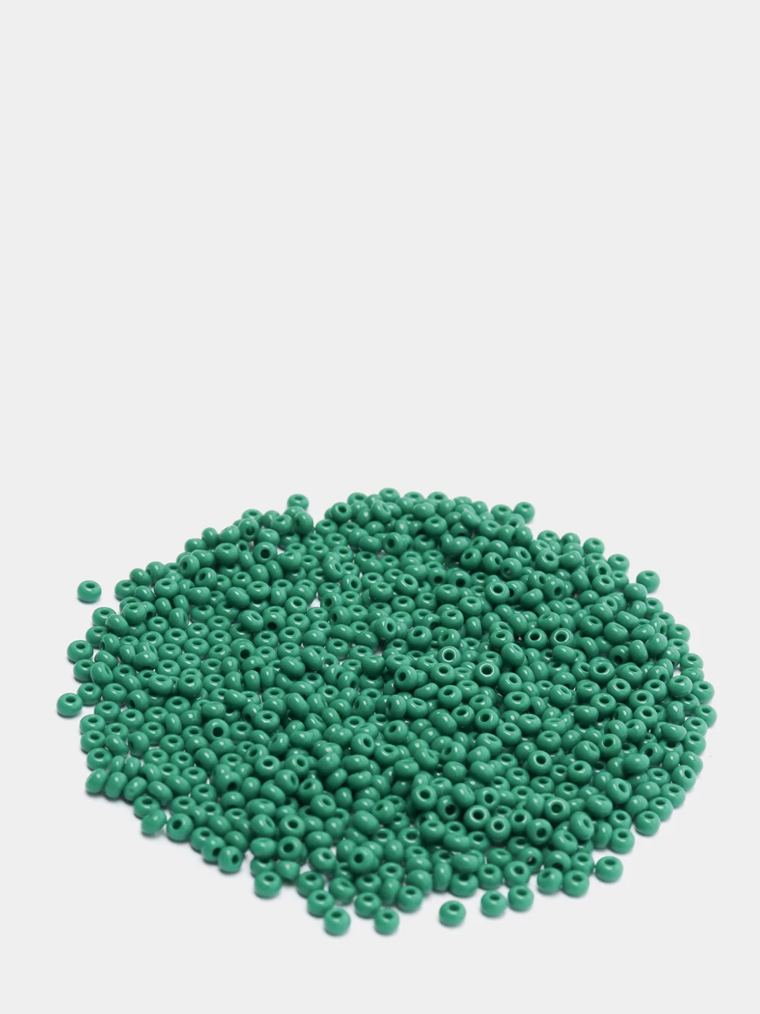 Зеленый чешский бисер Preciosa 10/0, Natural opaque (10, 50 грамм)