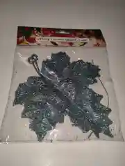 Игрушка кленовый лист