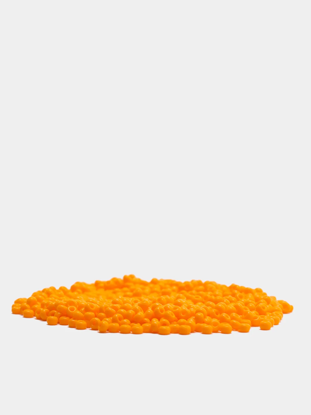 Светло-оранжевый чешский бисер Preciosa 10/0, Natural opaque (10, 50 грамм)