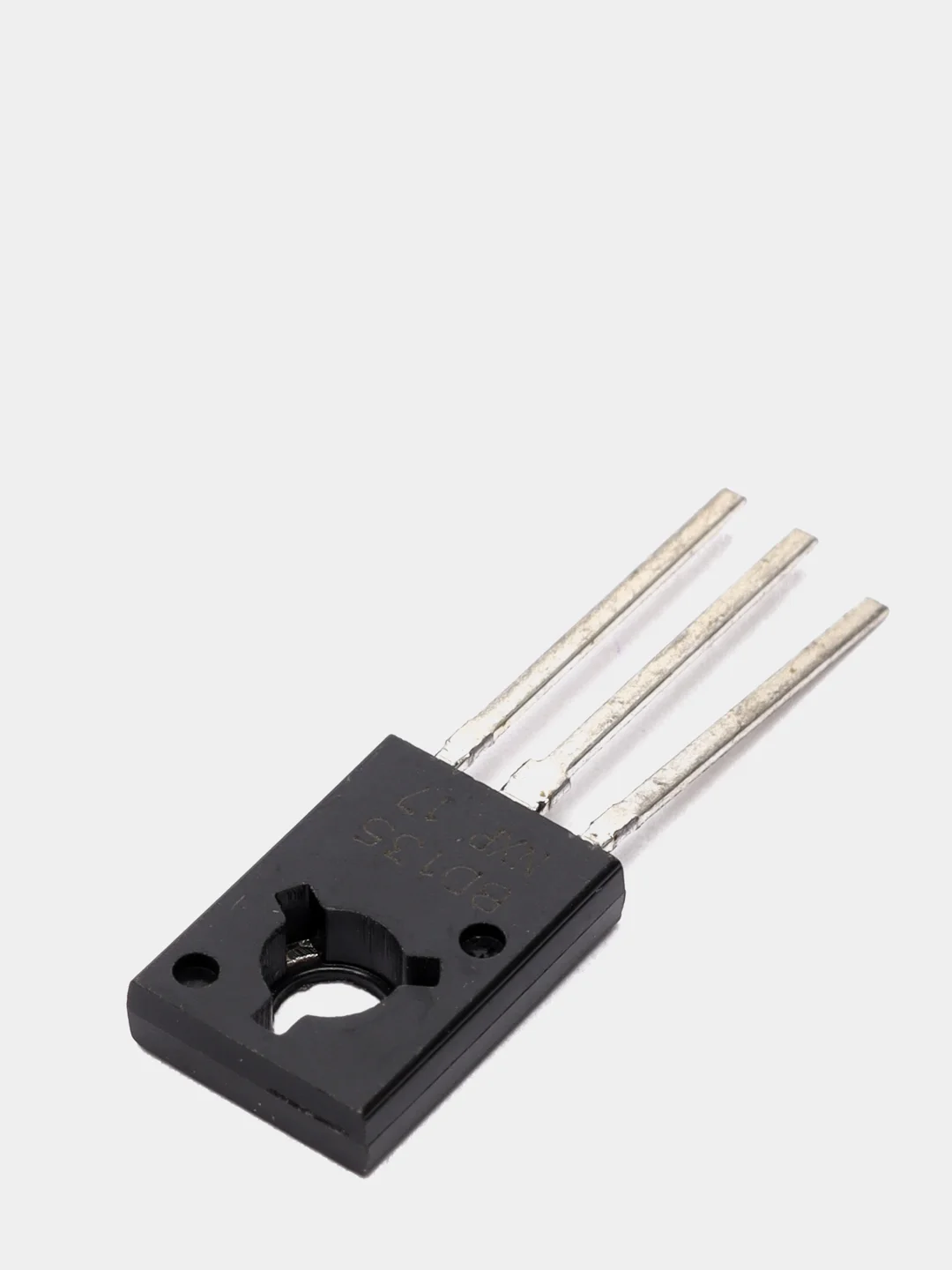 20 штук Транзистор BD135 (КТ815Б) (NPN 45V 1.5A 25.5W) TO-126