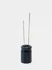 3 штуки 3.3мкф 400В Конденсатор электролитический 3.3UF 400V 105C 811мм TK JAMICON
