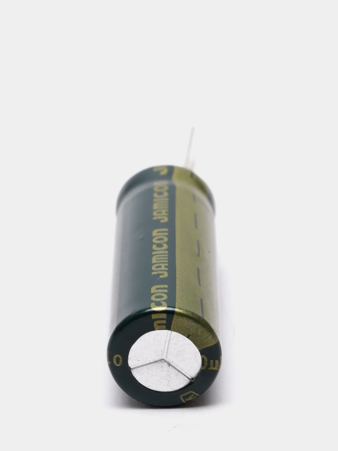 Конденсатор LOW ESR 3300UF 6.3V 105*C 10*30 WL JAMICON