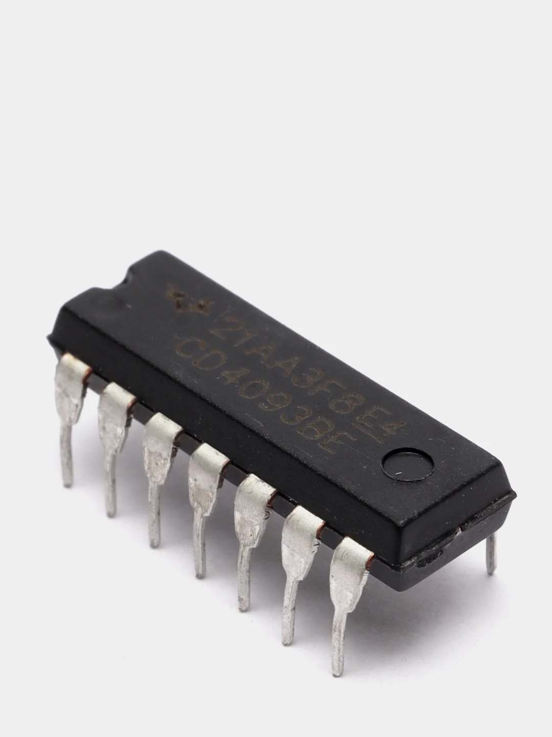 5 штук Микросхема CD4093BE (=К1561ТЛ1) DIP-14