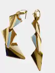 Серьги - подвески. Золотистого и серебристого цвета. Ромбовидной формы. Итальянский дизайн