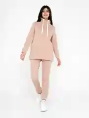 Бежевый костюм женский
