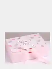 Розовый коробка подарочная