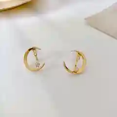 Серебряный серьги в виде полумесяца