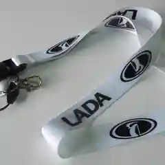 Лента для ключей и бейджа с карабином (ланъярд)