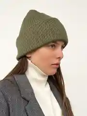 Зелёный хаки шапка женская зимняя, простая вязка