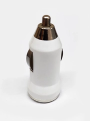 Автомобильное зарядное устройство USB