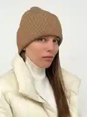 Бежевый шапка женская зимняя, простая вязка